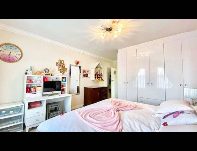 4 BEDROOM HOUSE FOR SALE IN GREENSTONE HILL